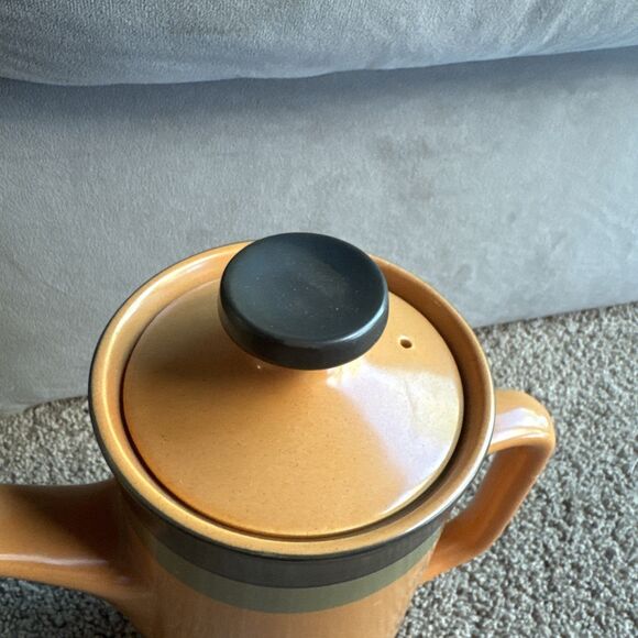 Arrowstone Stoneware Cherokee Orange Pitcher 693 Japan Tea Coffee Serverware 11" - Picture 2 of 10